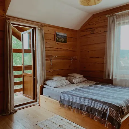 сонячна Maison d'hôtes Verkhovyna